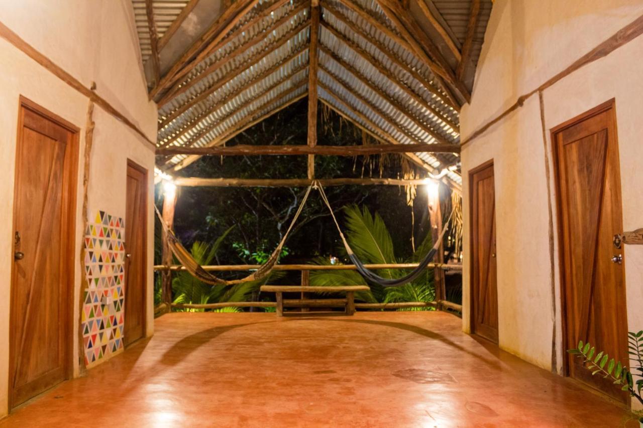 La Choza Playa Venao Hostel Exterior photo