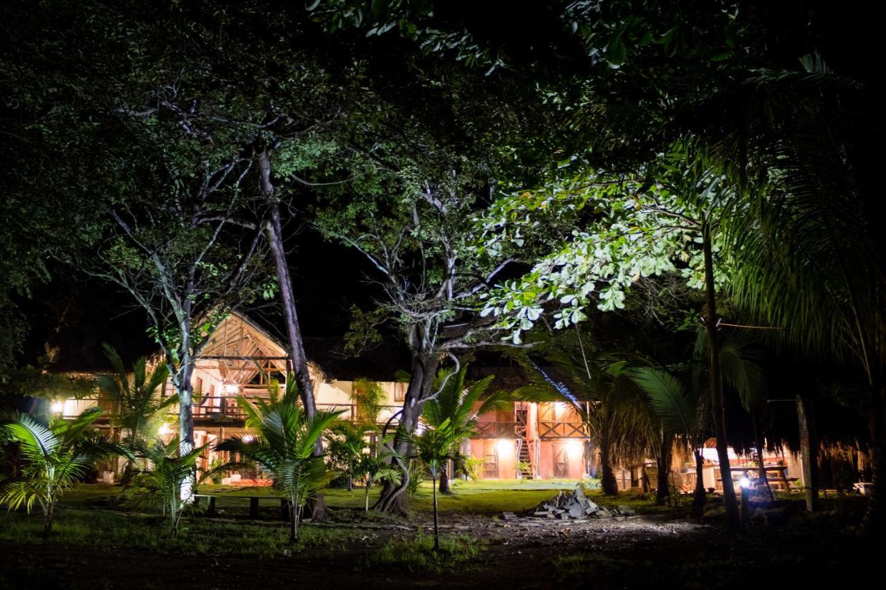 La Choza Playa Venao Hostel Exterior photo